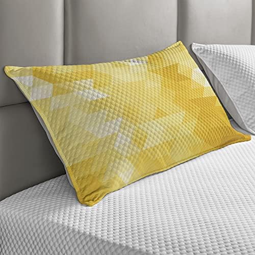 Ambesonne жолт ватиран перница, апстрактна триаголник геометриски засенчени обрасци со модерни мотиви за илустрација на мозаик,