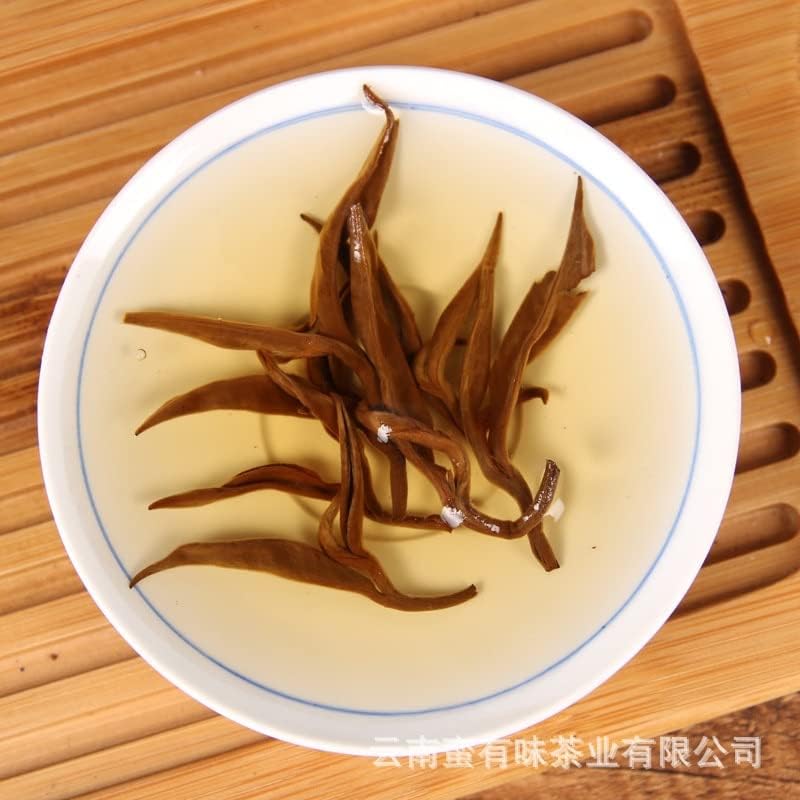 Фенгкинг Дијанхонг Златни полжави црн чај Просечно Кинеска Висока Планина Без Чајник Јунву златен чај билуочун без тенџере за чај