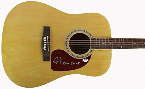 Остин Веб „Подигнете го ЕМ УП“ потпишана акустична гитара автограмирана PSA/DNA #AA86780