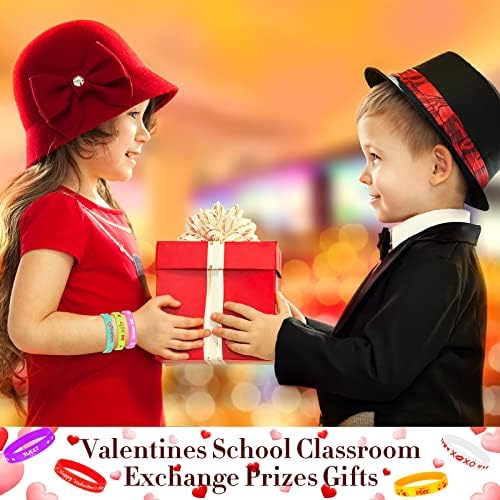 Јинкин 56 парчиња Ден на в Valentубените Денот на забавата фаворизира силиконски нараквици, шарена loveубовна срцева рачка