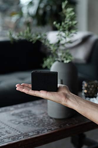 Урбаниста Сиднеј безжичен звучник со големина на џеб Bluetooth 5.0, 5-часовно време на игра, докажано од прскање-црно