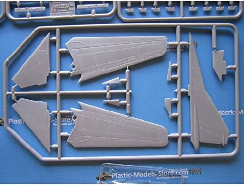 Уметнички модел Пластичен модел за зграда на авиони Авион Микојан Миг-23Уб обука Авион 1/72 7210
