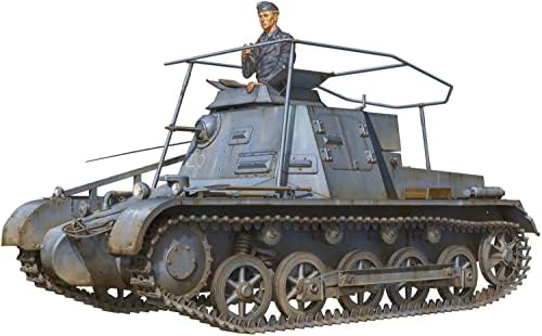 Таком ТКО1017 1/16 Германска Армија Број 1 Команден Тенк Сд.Кфз.265 3 Во 1 Пластичен Модел