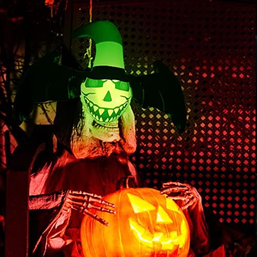 Декорации за надувување на Ноќта на вештерките на Fonzci 4ft, висат череп глава со капа на вештерки со лилјаци, вградена LED светло,