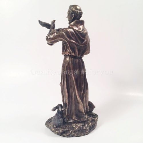Скулптурата Сент Френсис од статуата Асиси