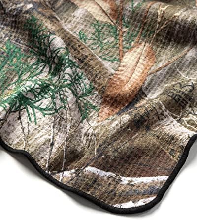 Леус Еко крпа - рециклирана микрофибер крпа за брзо сушење со висечка јамка за ранец, кампување и риболов со летање - Realtree