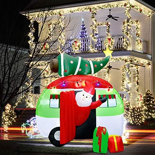 Atdawn 7 ft Божиќен надувување Дедо Мраз возејќи автомобил со елка и кутии за подароци, разнесени осветлени дворски декорации, надувување Божиќен