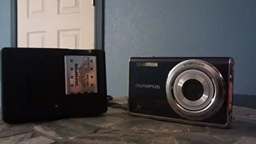 Олимп ФЕ-4010 12mp Дигитална Камера со 4x Широк Агол Оптички Зум и 2.7 i...