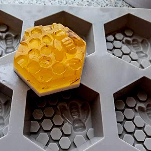 4 парчиња силиконски сапуни калапи, CNYMANY 3D пчела саќе во форма на мафини, кујнски пециво за пециво за пециво за пецива за свеќи Jello Bath
