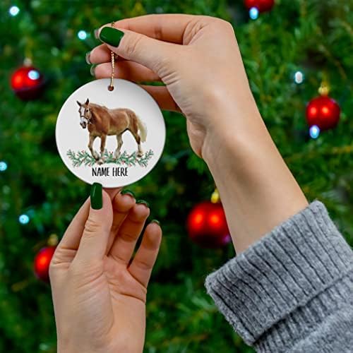 Смешен Хафлингер коњ Персонализирано име подароци 2023 украси за новогодишна елка Керамика