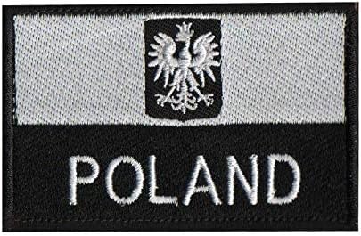 Безбедносни сили на полициското знаме на полицијата Полска Полска, кои ја поддржуваат црвената и црната лепенка