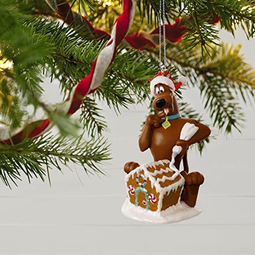 Hallmark 1595Qxi3082 Warner Bros. Scooby Doo Gingerbread House Keepsake Божиќни украси