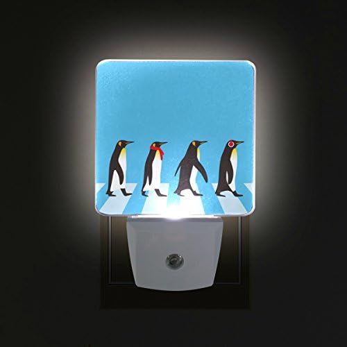 Нананл сет од 2 смешни цртани пингвини кои шетаат по тротоарот авто -сензор предводен самрак до зори ноќен светлосен приклучок