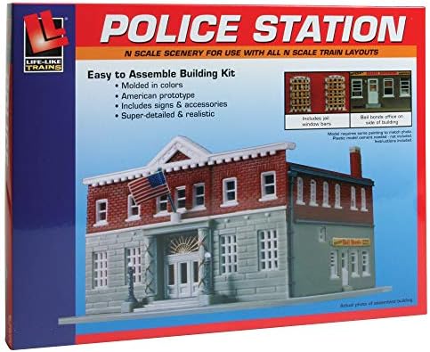Комплет за градење на возови на живот во вредност - 5 -та полициска станица во предел