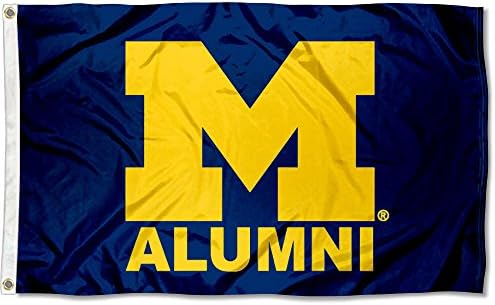 Големо знаме на универзитетот во Мичиген Алумни