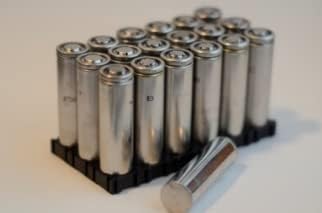 Heyaarbeit 20pcs 18650 Држач За Држач за Батерии 2x5 Пластична Ќелија Одбор За Заштита На Изолаторот