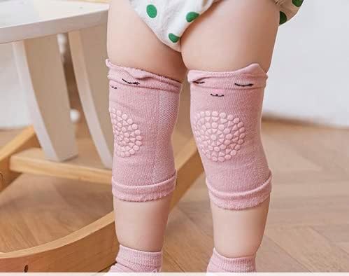 Бебе чорапи со влошки на коленото