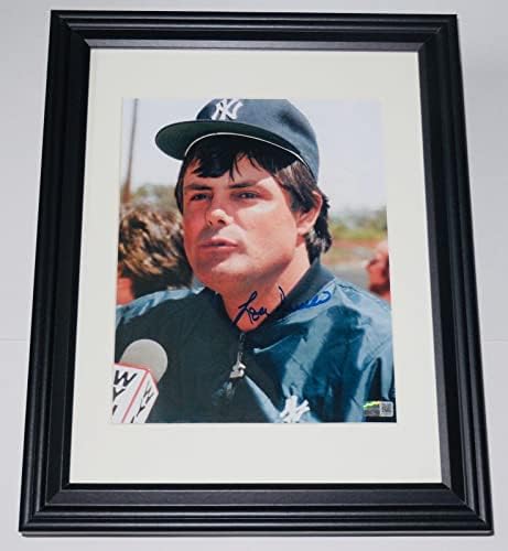Лу Пиниела автограмираше 8x10 Фотографија - Yorkујорк Јанкис! - Автограмирани фотографии од MLB