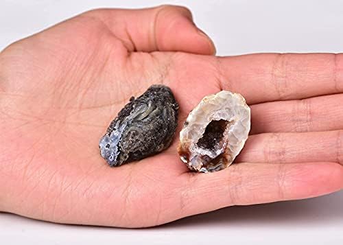 Amoystone 0,88 lbs најголемиот дел од природен суров кристал геоде мини половина агат лековити кристали Кластер геодес канцелариски декор украси