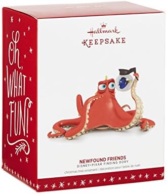 Hallmark Keepsake Disney/Pixar Пронаоѓањето на новооткриен украс за празници